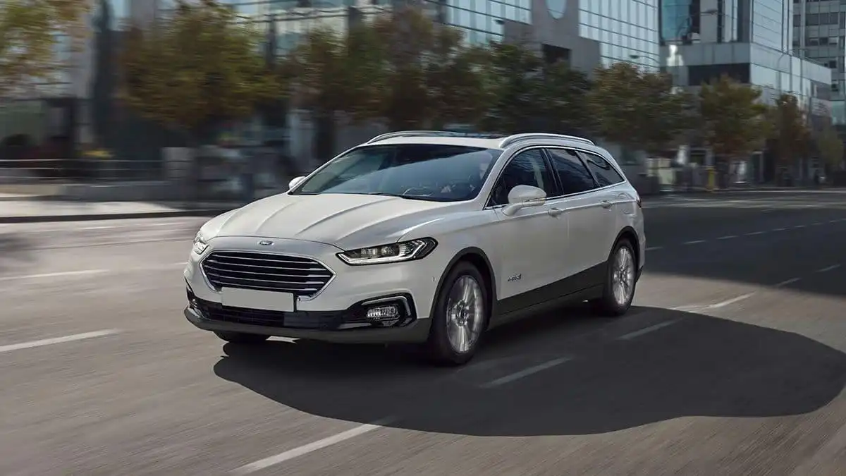 La nouvelle FORD FUSION 2022 Intérieur, prix et date de sortie maroc