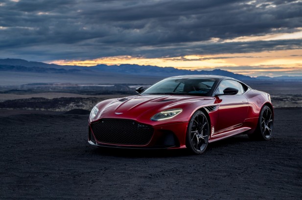 aston-martin-ASTON-MARTIN-Dbs-Supperleggeragallery_1.png