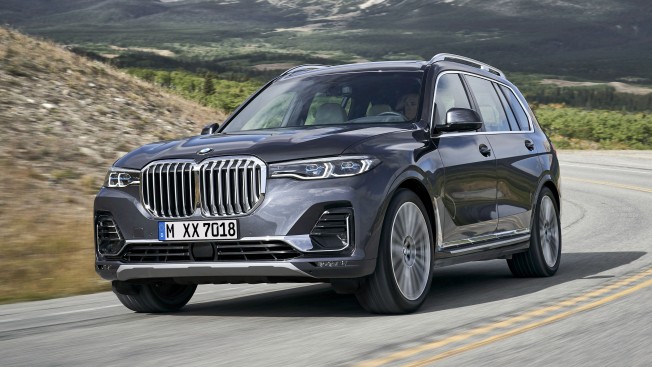 bmw-BMW-X7gallery_2.png