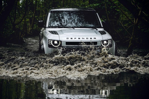 land-rover-LAND-ROVER-Defendergallery_3.png
