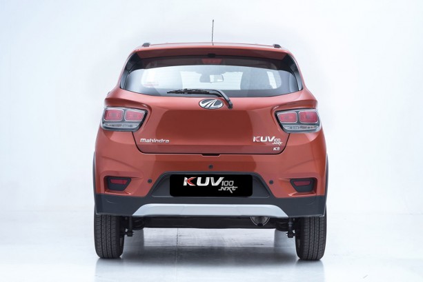 mahindra-MAHINDRA-Kuv-100gallery_5.png