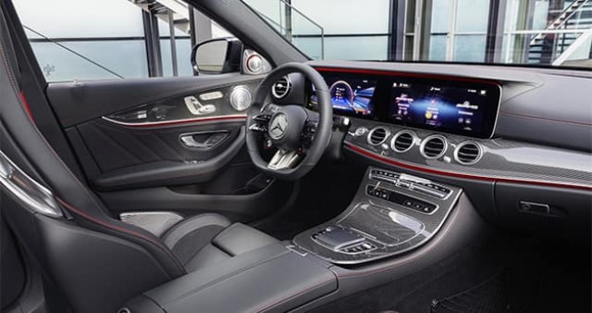 mercedes-MERCEDES-Classe-Egallery_3.png