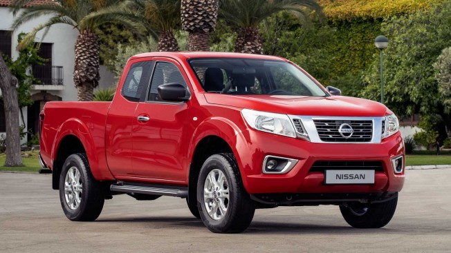 nissan-NISSAN-Navaragallery_4.png