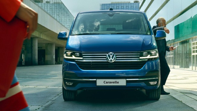 volkswagen-VOLKSWAGEN-Caravellegallery_1.png