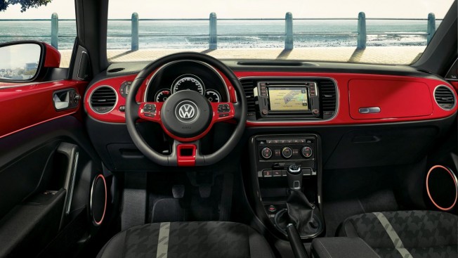 volkswagen-VOLKSWAGEN-Coccinellegallery_2.png