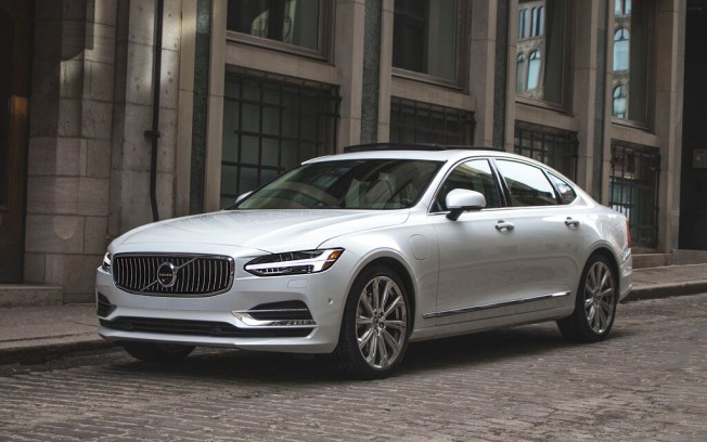 volvo-VOLVO-S90gallery_1.png