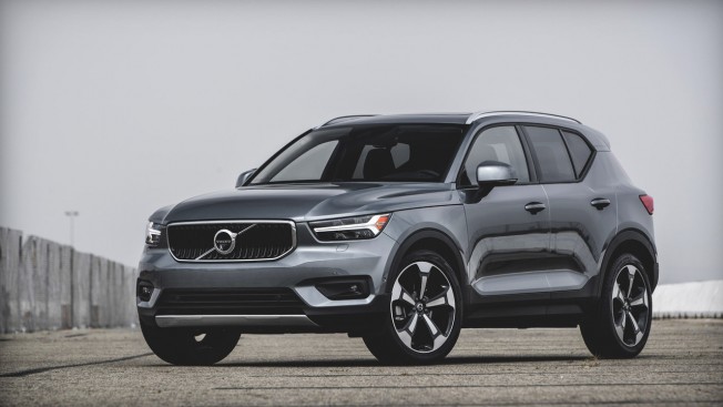 volvo-VOLVO-Xc40gallery_0.png
