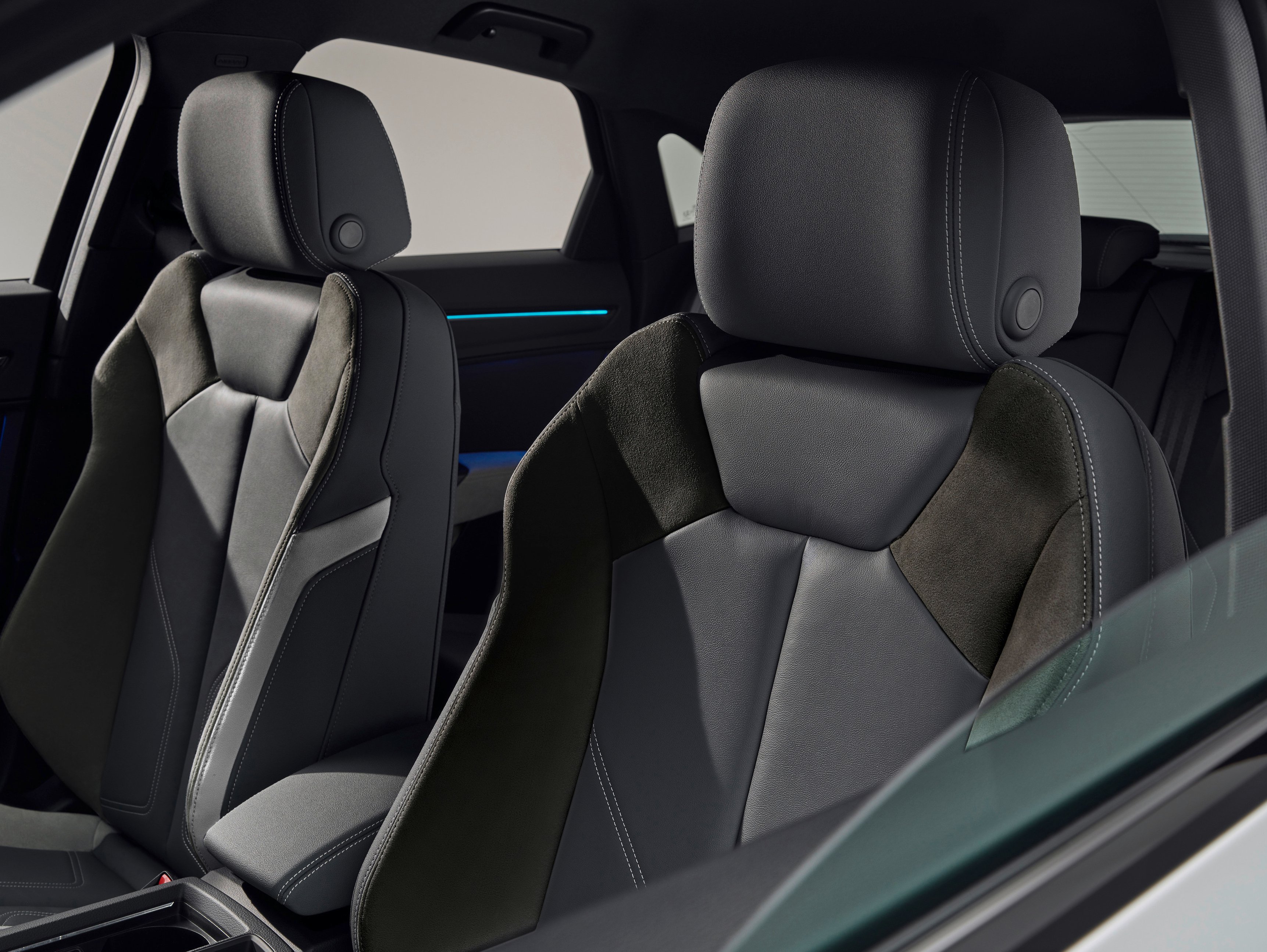 audi-q3-sportback-gallery_3.png