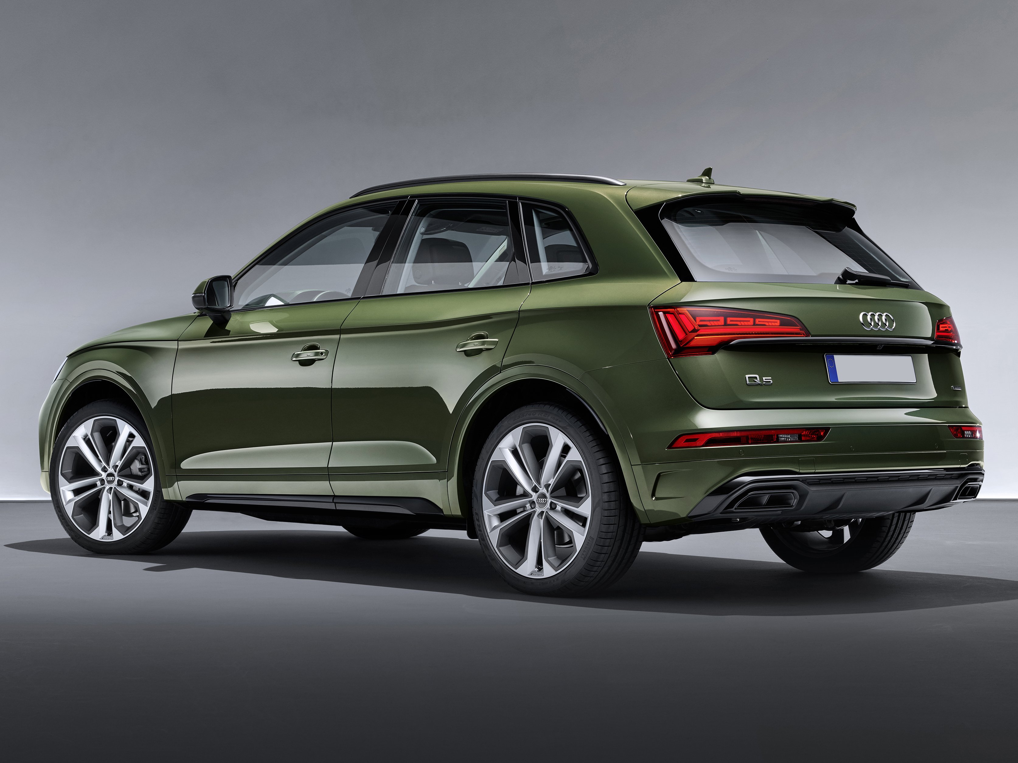 audi-q5-gallery_4.png