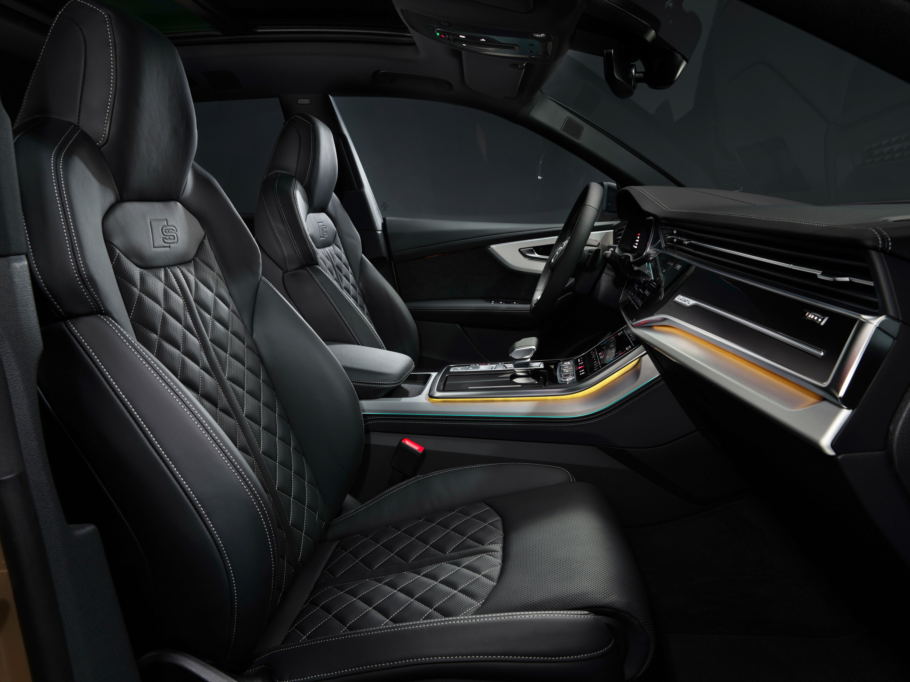 audi-q8-gallery_2.png