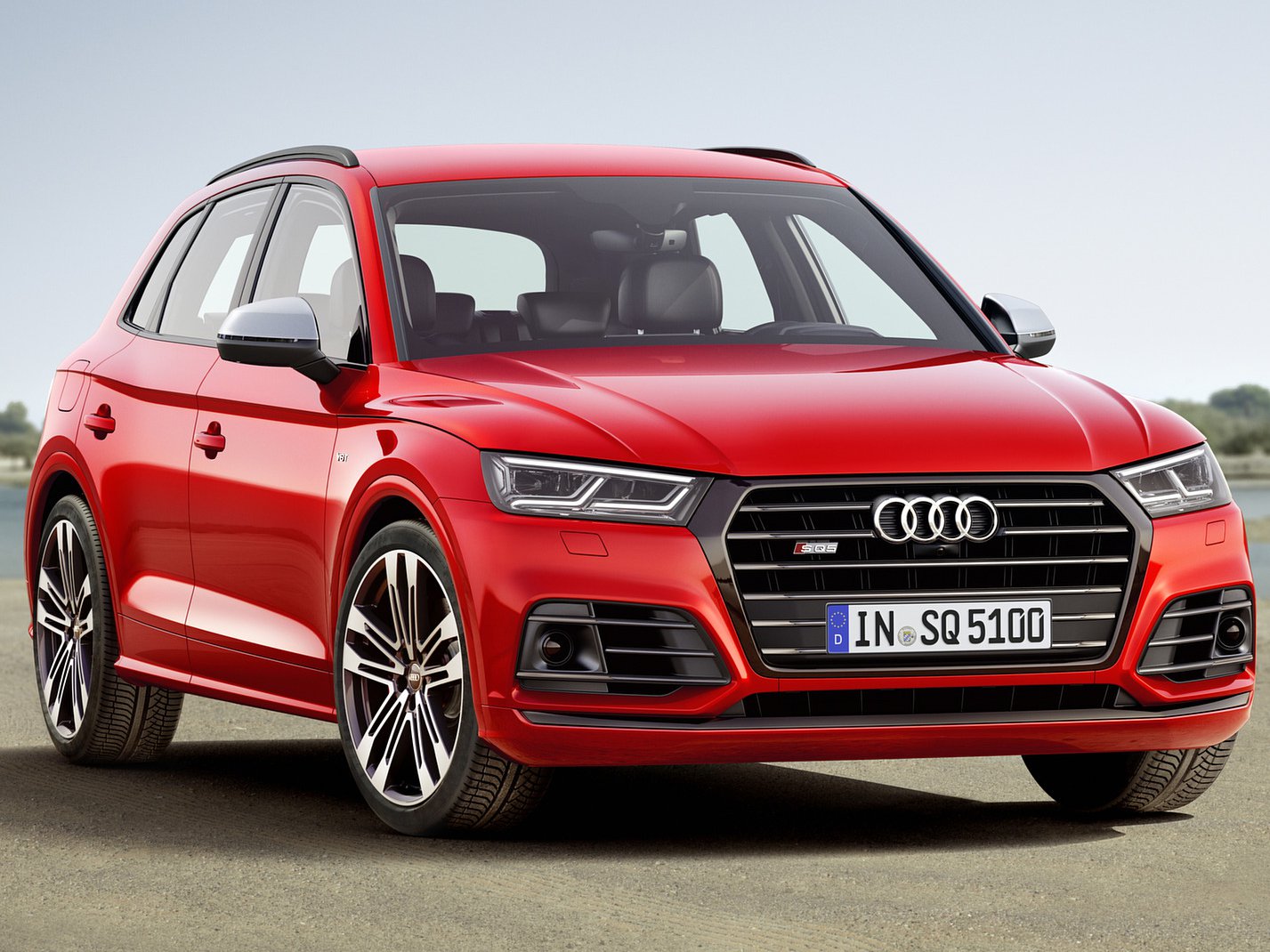 audi-sq5-gallery_0.png