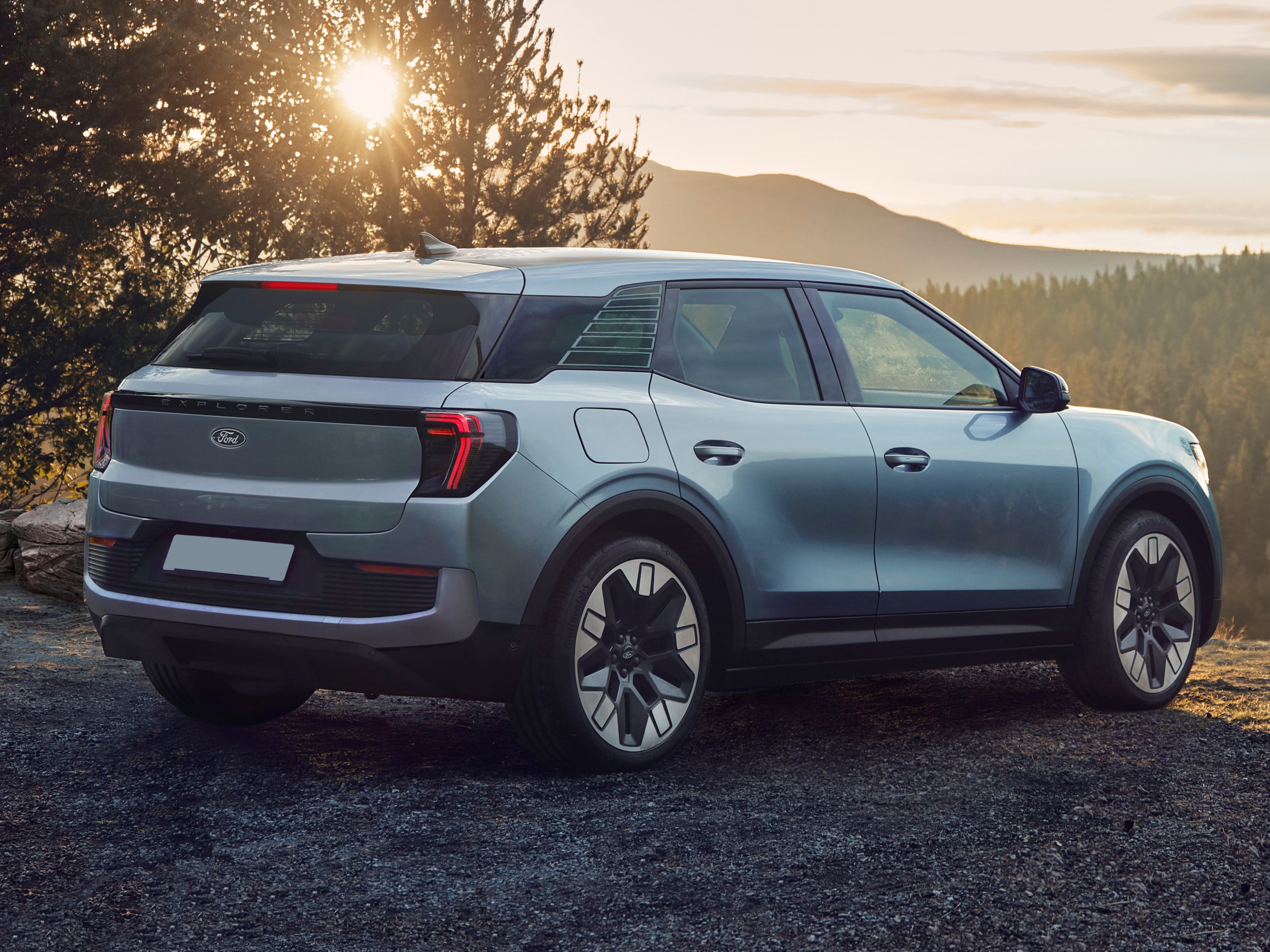 ford-explorer-gallery_4.png