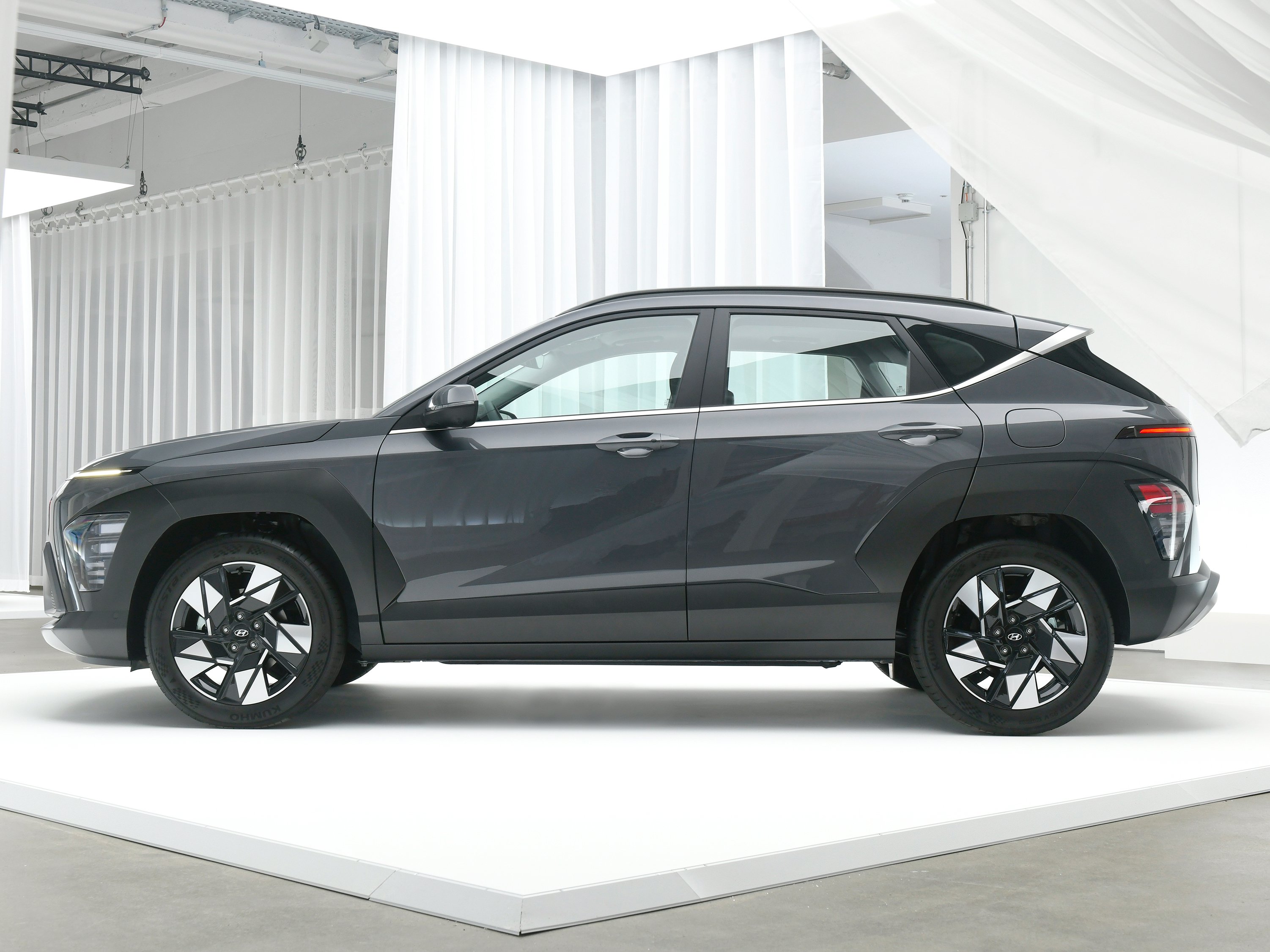 hyundai-kona-gallery_3.png