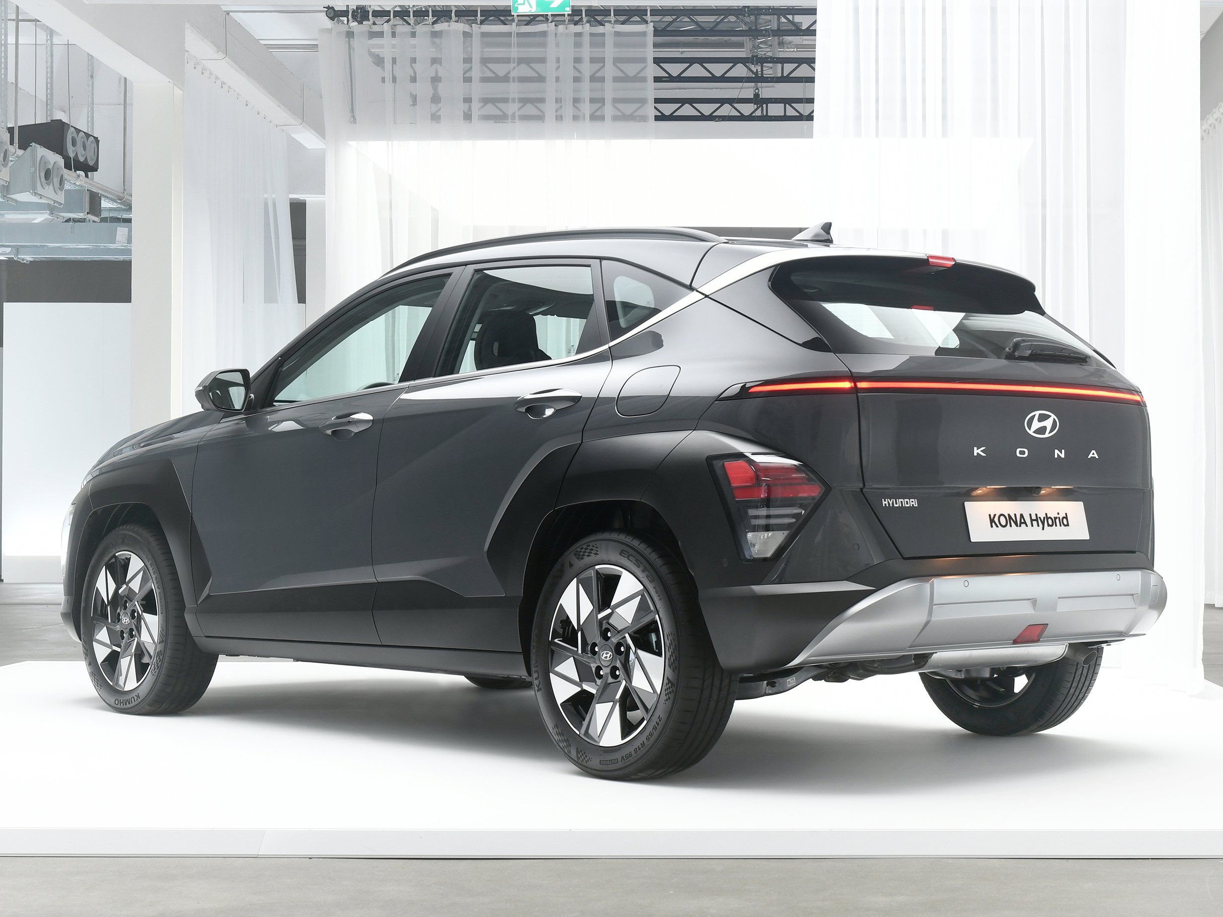 hyundai-kona-gallery_4.png