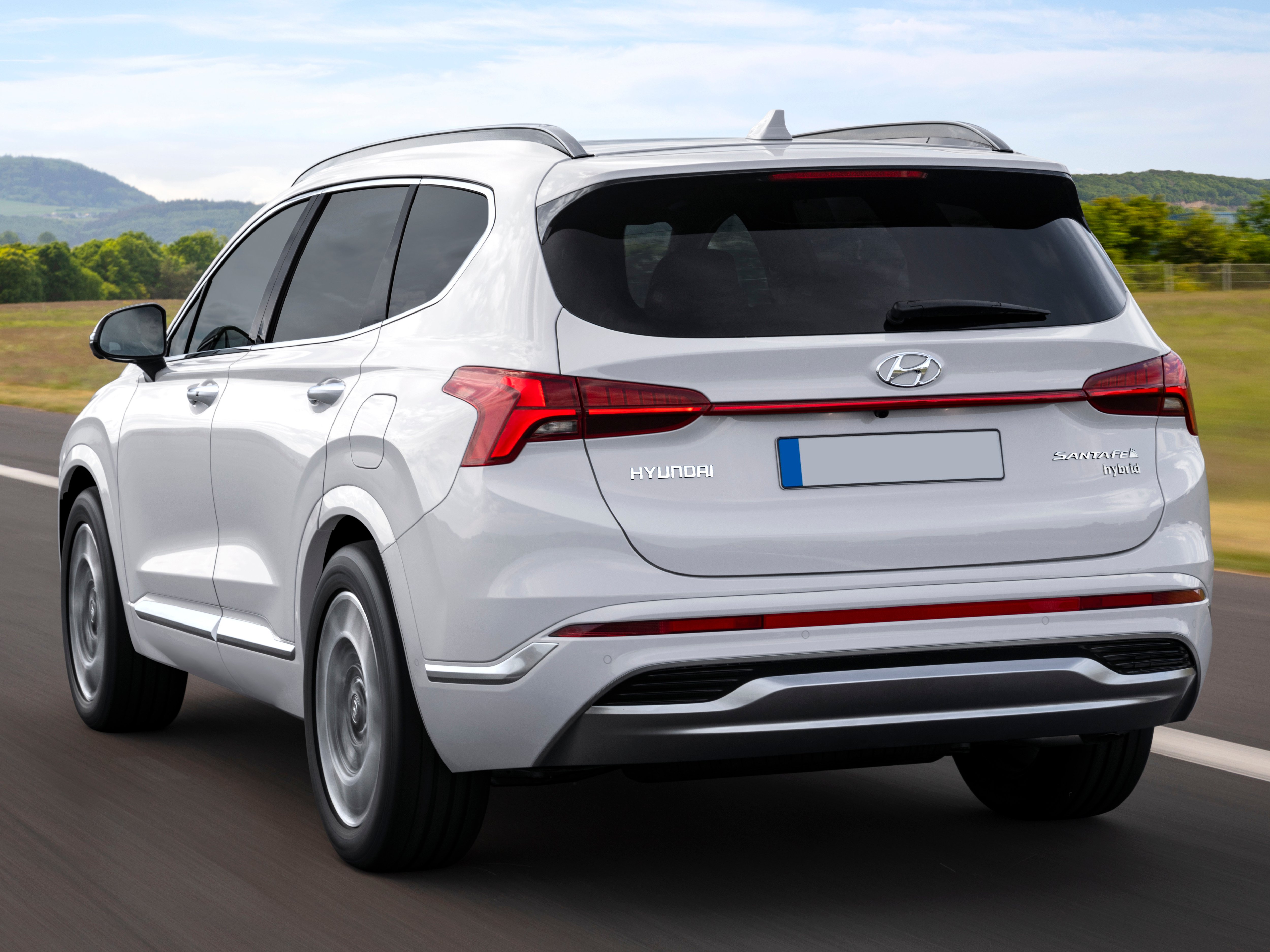 hyundai-santa-fe-gallery_4.png