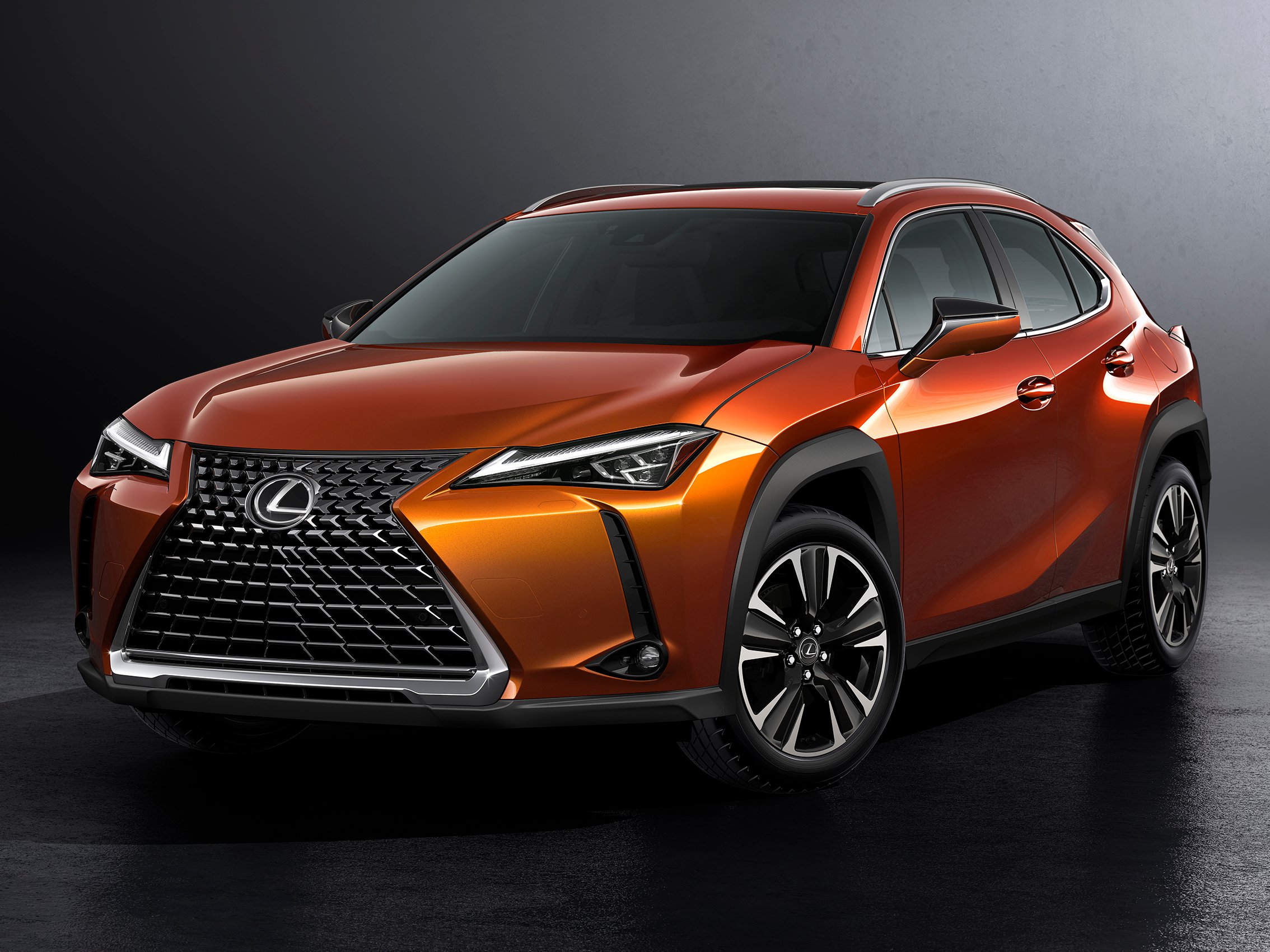 lexus-ux-gallery_0.png