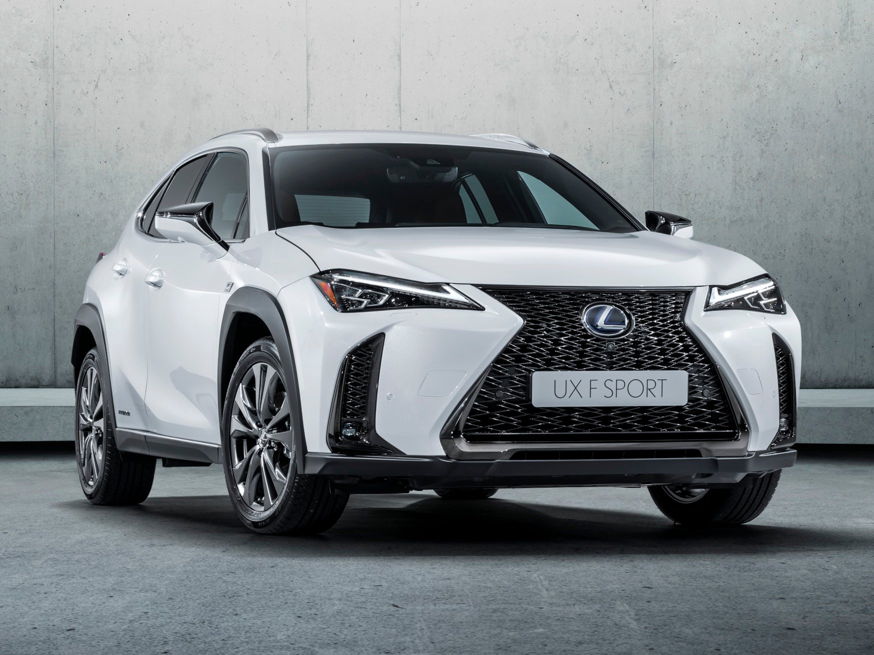 lexus-ux-gallery_3.png