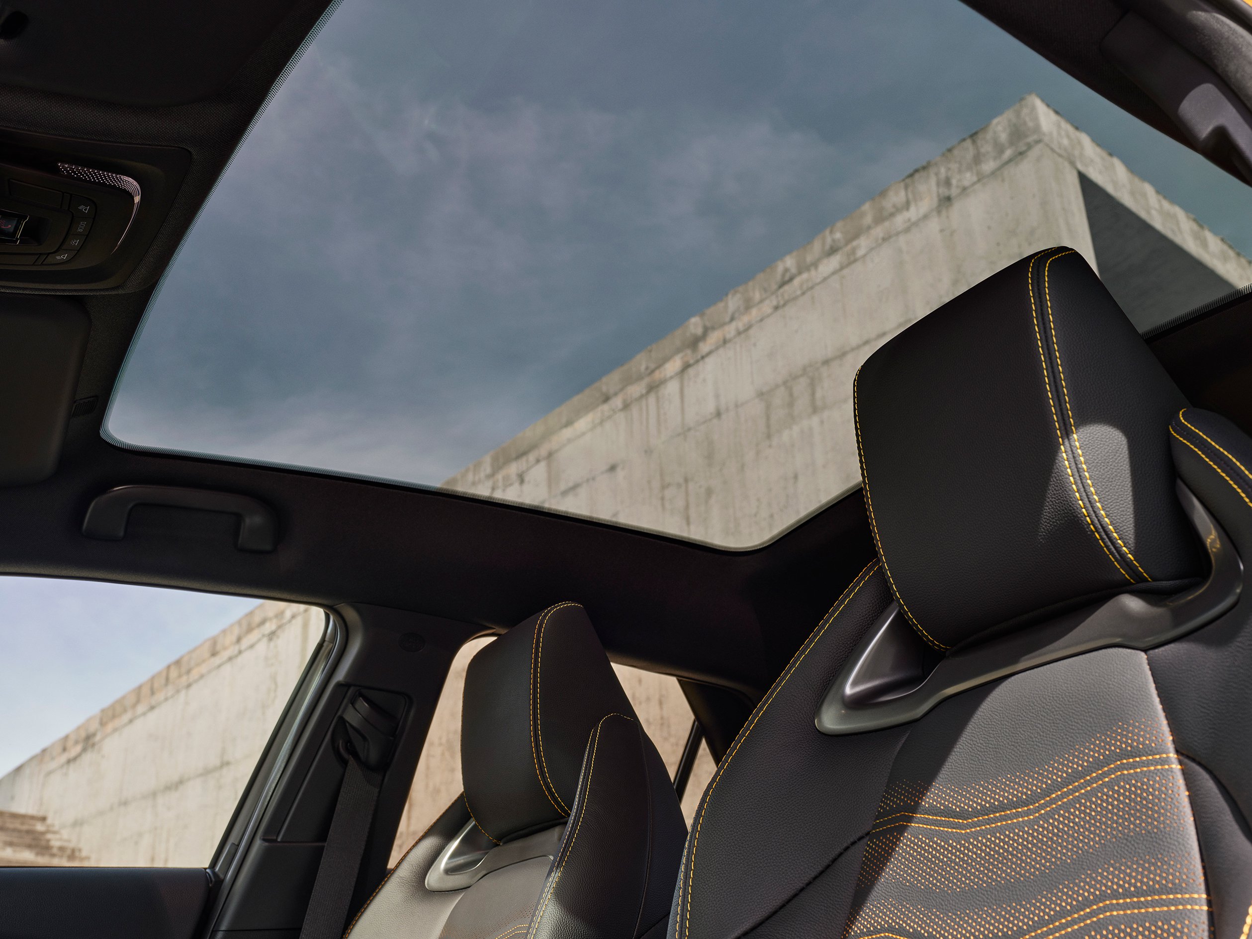 toyota-c-hr-gallery_2.png
