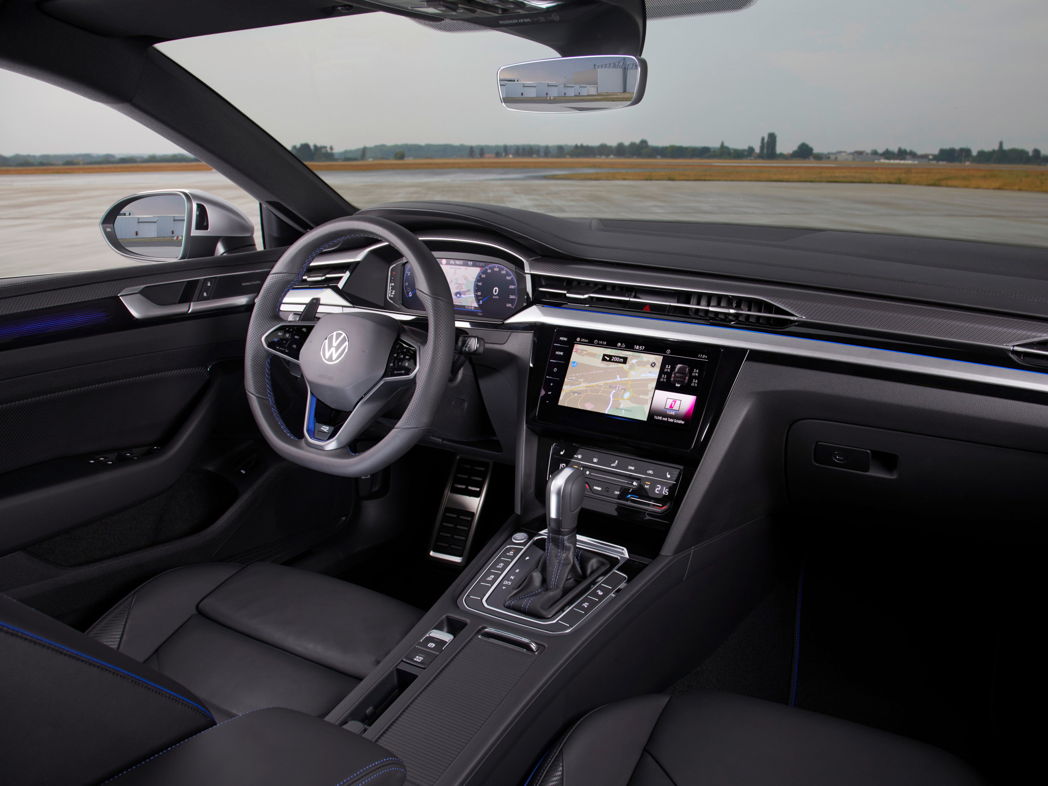 volkswagen-arteon-gallery_4.png