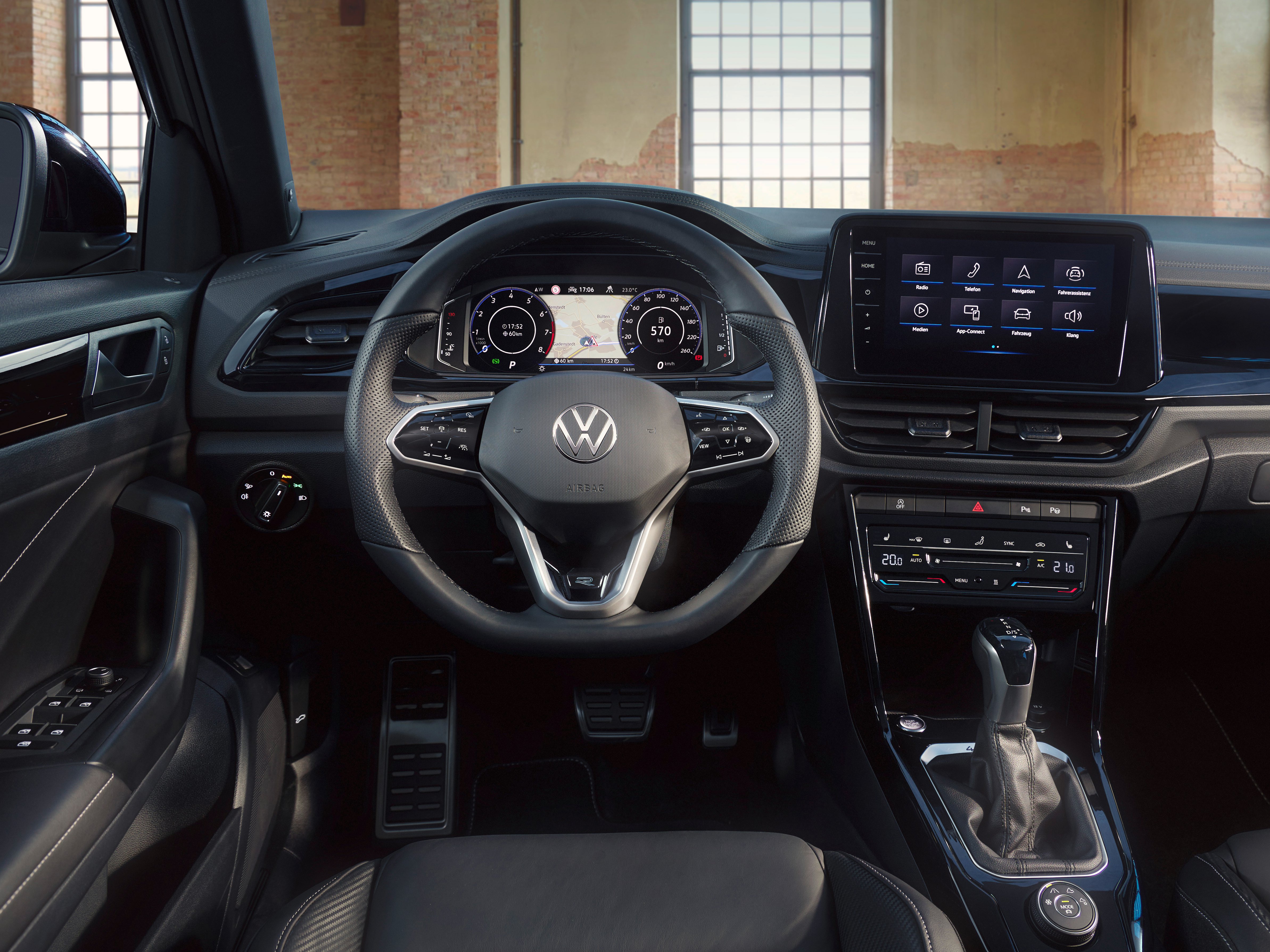 volkswagen-t-roc-gallery_1.png