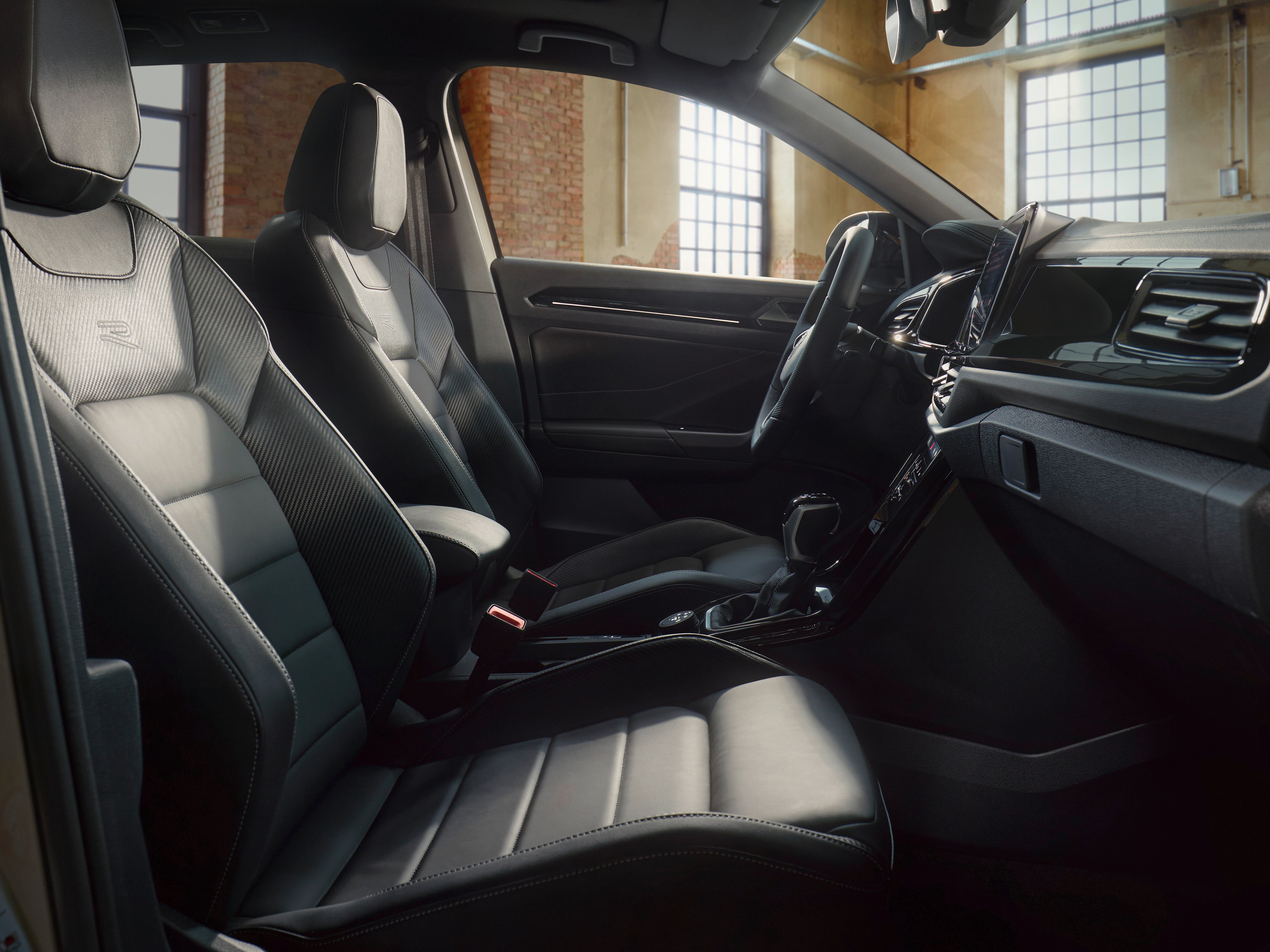 volkswagen-t-roc-gallery_2.png