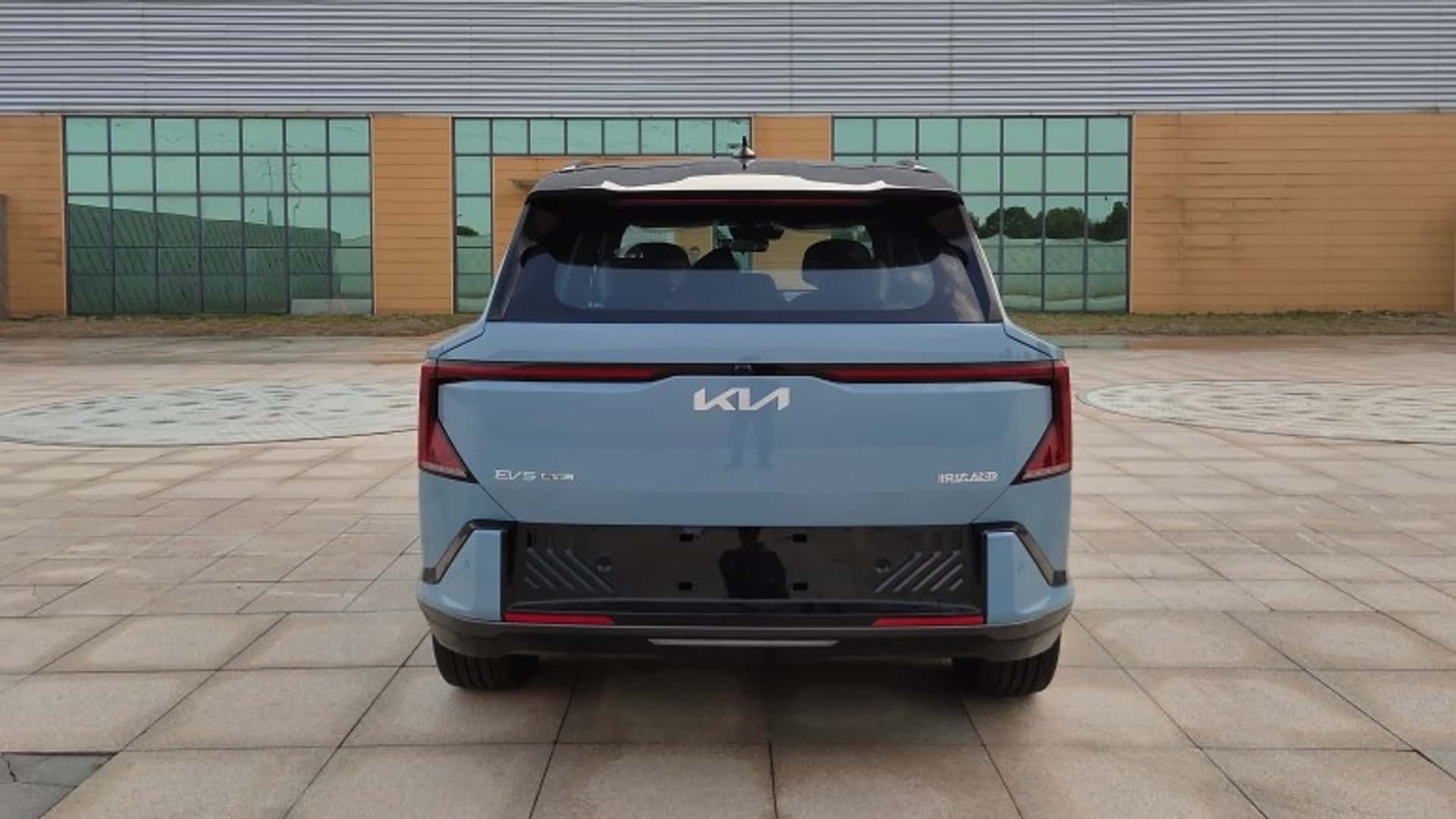 KIA EV5